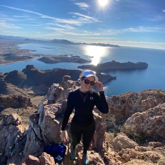 Meet your Posher, Liz - Picture 1 of 1